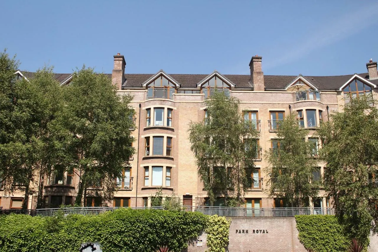 Penthouse, Park Royal Apartments, 841 Lisburn Road Belfast Apartman