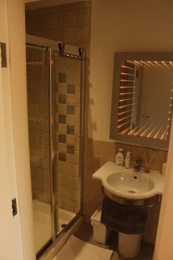 Apartman Penthouse, Park Royal Apartments, 841 Lisburn Road Belfast